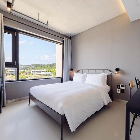 Snob Boutique Stay Seogwipo-stad Buitenkant foto