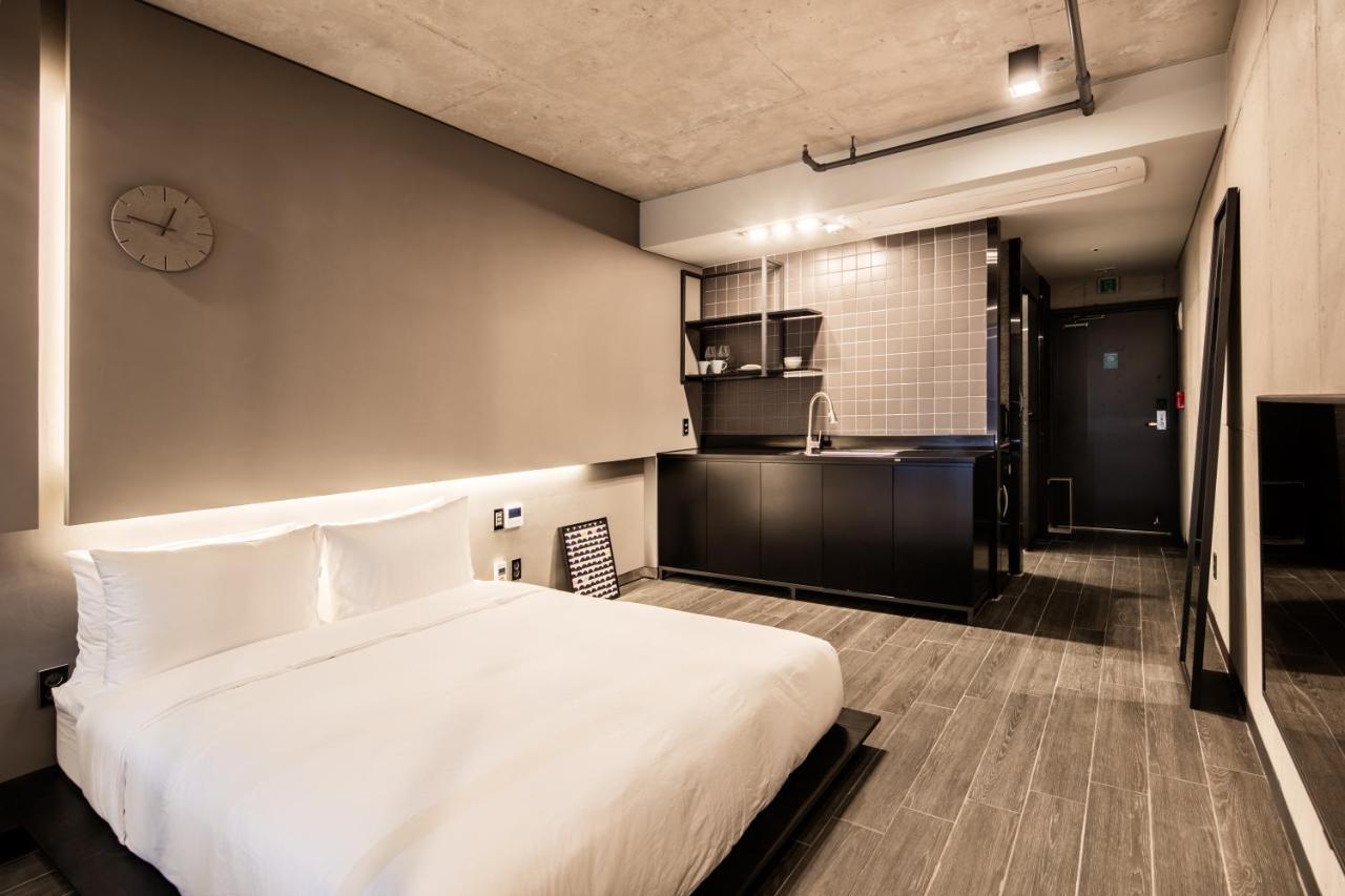 Snob Boutique Stay Seogwipo-stad Buitenkant foto